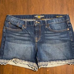 Lucky brand shorts 6/28